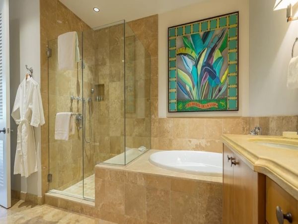 Wailea Two Bedroom Posh Vacation Villa