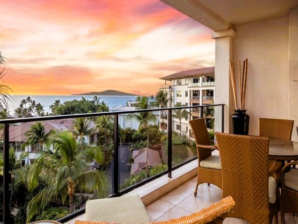 Wailea Vacation Condo Two Bedroom Walk to Beach