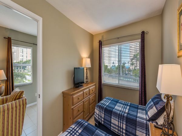 Marco Island Vacation Condo Two Bedroom Walk to Beach