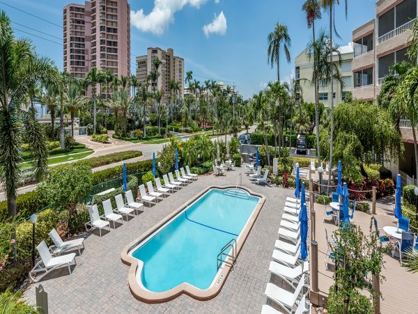 Marco Island Vacation Condo Two Bedroom Walk to Beach