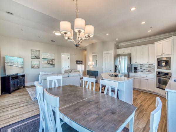 Seacrest Beach Tastefully Decorated Four Bedroom Vacation Condo