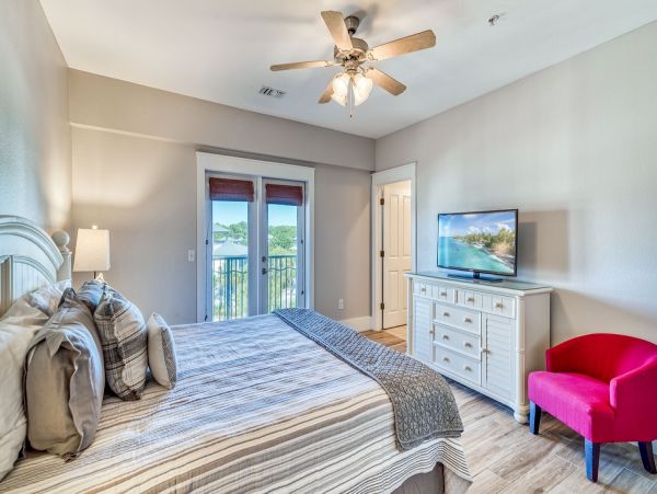 Seacrest Beach Tastefully Decorated Four Bedroom Vacation Condo
