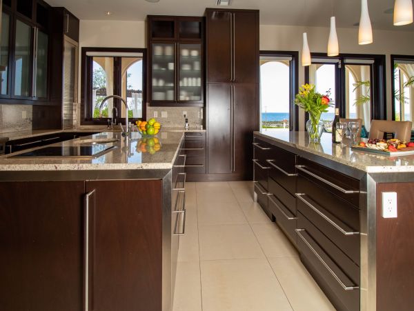 Cayman Luxury Villa World Class Amenities Views!