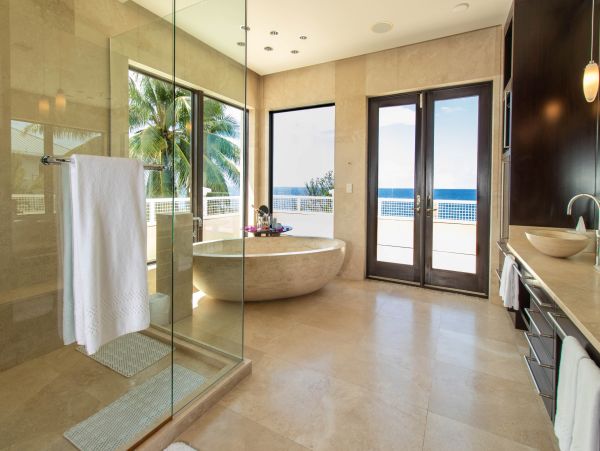 Cayman Luxury Villa World Class Amenities Views!
