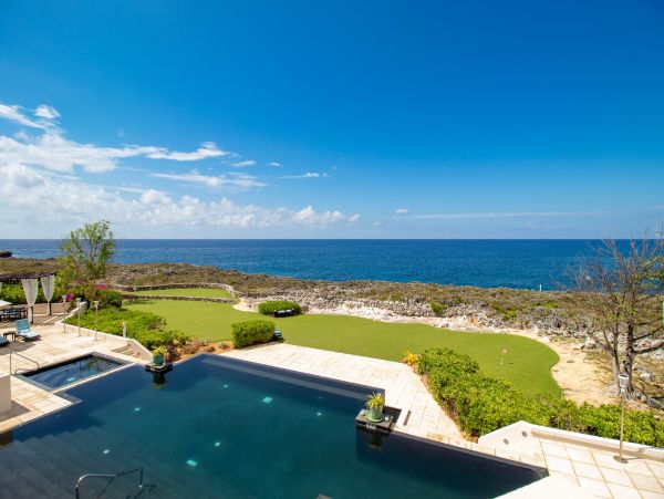 Cayman Luxury Villa World Class Amenities Views!
