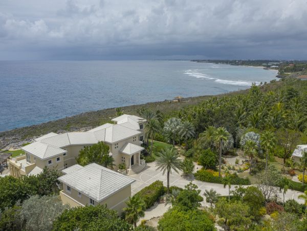 Cayman Luxury Villa World Class Amenities Views!