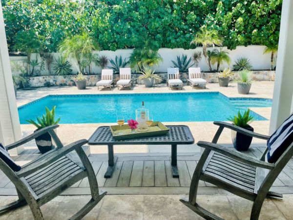 Beautiful Three Bedroom Vacation Rental Home with Private Pool