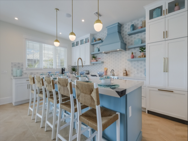 Holmes Beach Vacation Home Four Bedroom Walk to Beach