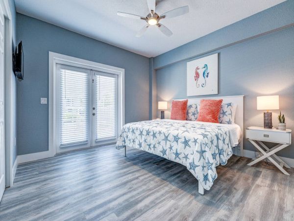 Marathon Secluded Six Bedroom Vacation Rental