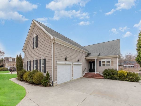 Lake Norman Best Luxury Vacation Home Lake Views