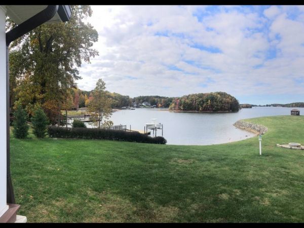 Lake Norman Vacation Home Four Bedroom
