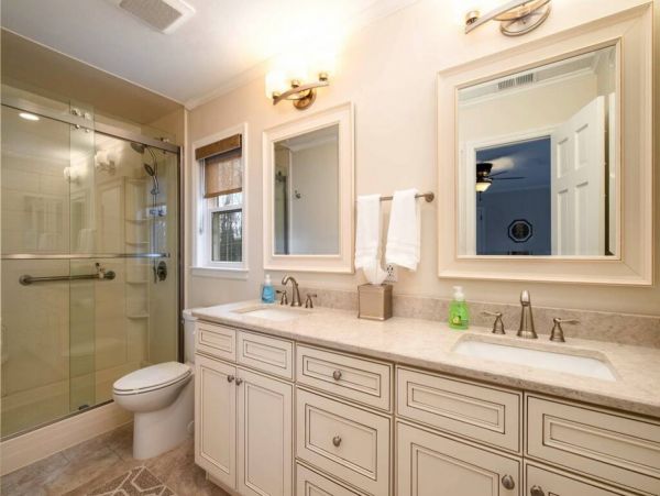 Lake Norman Vacation Home Four Bedroom