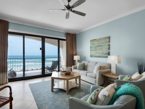 Beachfront Destin Condo Rental - Luxury Gulf-Front Vacation Rental with Pool