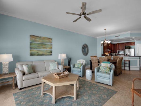 Beachfront Destin Condo Rental - Luxury Gulf-Front Vacation Rental with Pool