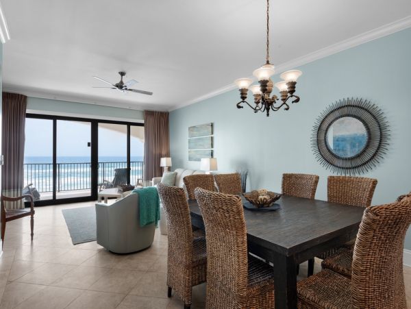 Beachfront Destin Condo Rental - Luxury Gulf-Front Vacation Rental with Pool