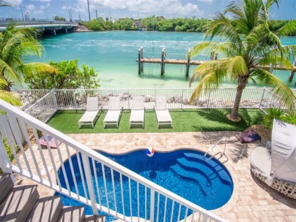 Marathon Gulf Front Vacation Home with Pool & Boat Dock