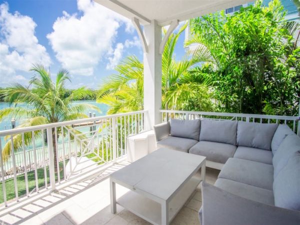 Marathon Gulf Front Vacation Home with Pool & Boat Dock
