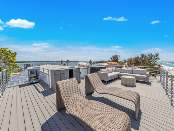 Luxurious Villa by the Beach in Bradenton Beach