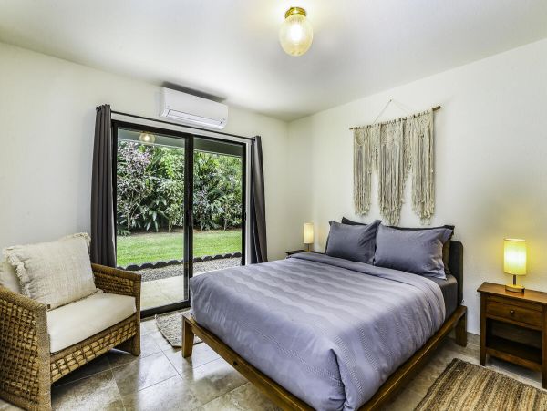 Serene Island Escape with Ocean Views in Princeville