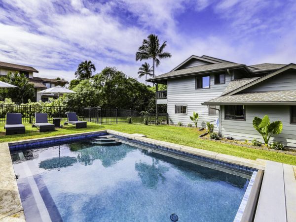 Serene Island Escape with Ocean Views in Princeville