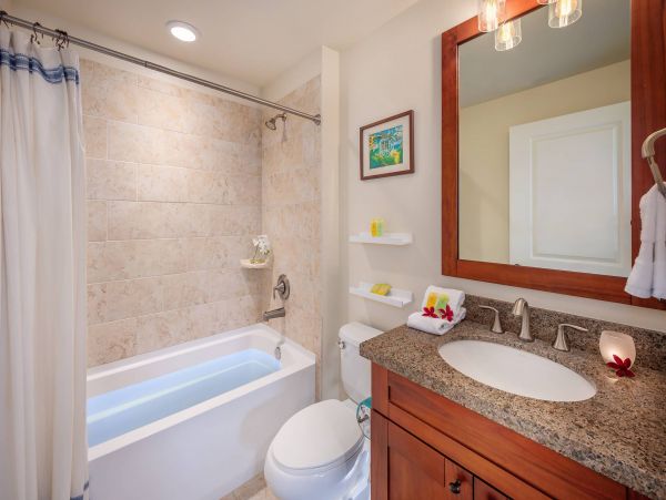 Koloa Vacation Condo Three Bedroom Walk to Beach