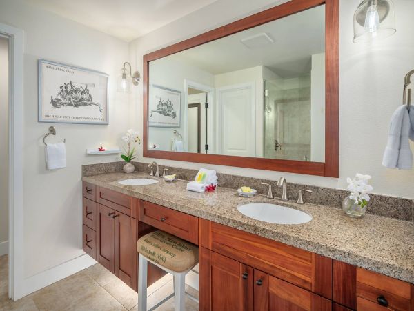 Koloa Vacation Condo Three Bedroom Walk to Beach