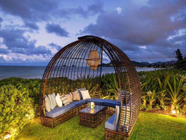 Oceanfront Kailua Vacation Home Six Bedroom