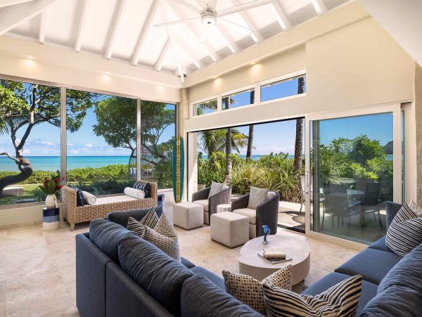 Oceanfront Kailua Vacation Home Six Bedroom