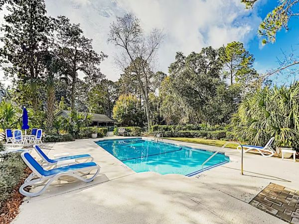 Golf Course Four Bedroom Townhouse in Hilton Head