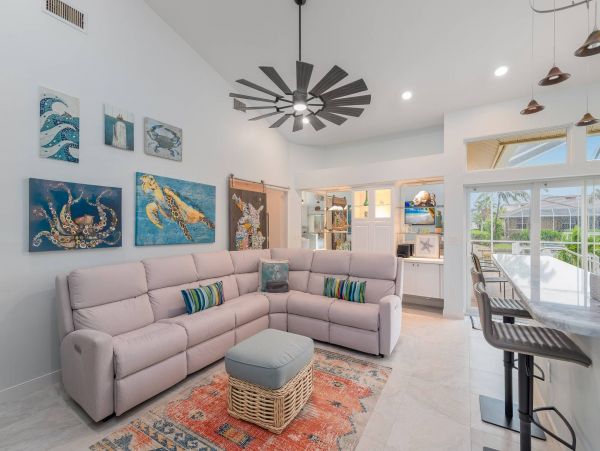 Waterfront 3 Bedroom Home in Marco Island