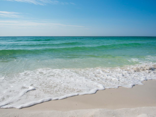 3 Bedroom House 2 miles from Navarre beach bridge