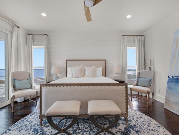 Navarre Vacation Home Five Bedroom