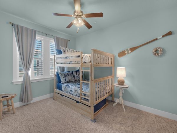 Navarre Beach Vacation Home Five Bedroom Walk to Beach