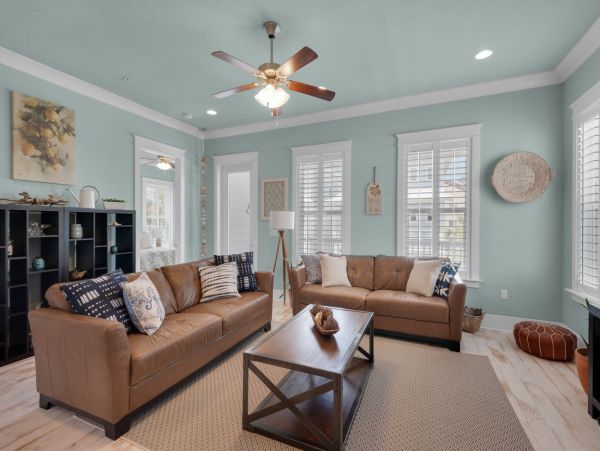 Navarre Beach Vacation Home Five Bedroom Walk to Beach