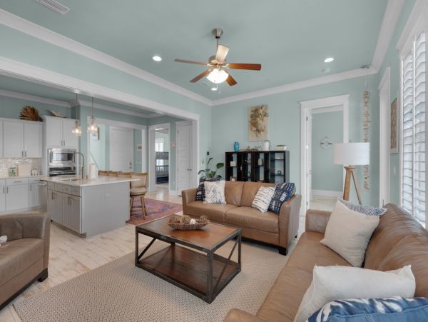 Navarre Beach Vacation Home Five Bedroom Walk to Beach