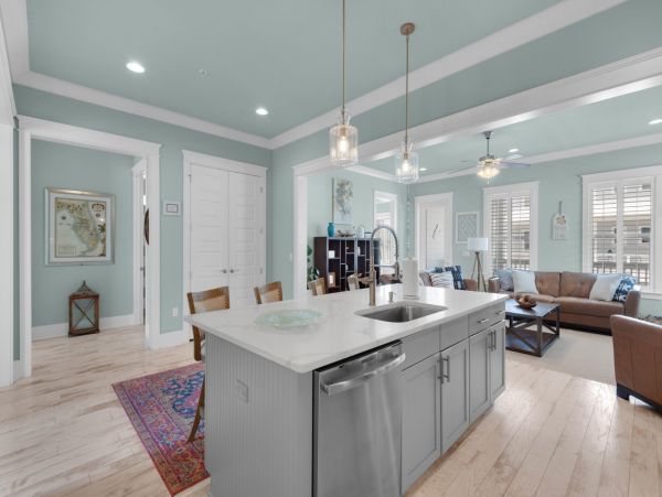 Navarre Beach Vacation Home Five Bedroom Walk to Beach