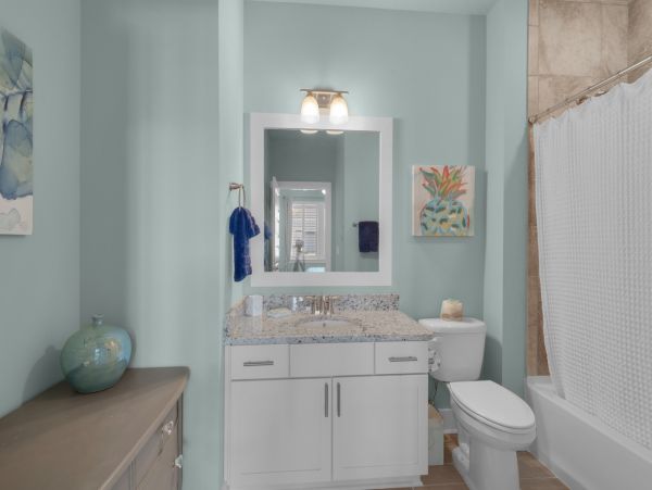 Navarre Beach Vacation Home Five Bedroom Walk to Beach