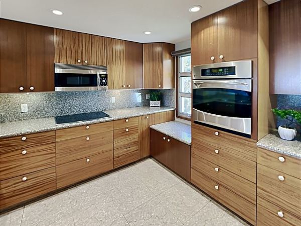 Lovely 2 Bedroom Condo in Kihei Sleeps 6