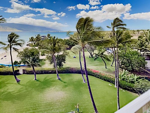 Oceanfront Kihei Vacation Condo Two Bedroom