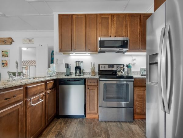 Navarre Beach Home with 5 Bedrooms