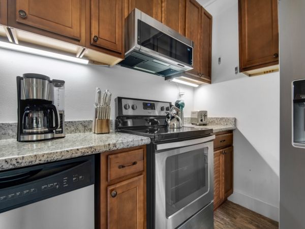Navarre Beach Home with 5 Bedrooms