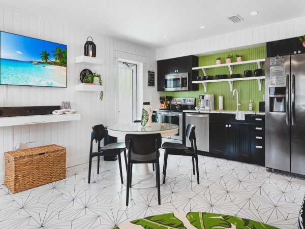 Holmes Beach Gorgeous 4 Bedroom Duplex