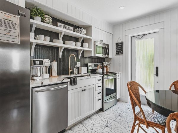 Holmes Beach Gorgeous 4 Bedroom Duplex