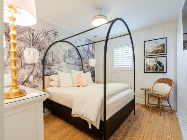 Holmes Beach Gorgeous 4 Bedroom Duplex