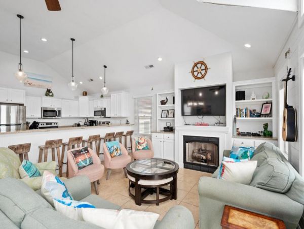 Oceanfront Kill Devil Hills Vacation Home Fourteen Bedroom