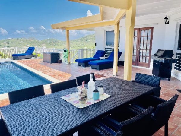 Caribbean 4 Bedroom Home with Private Pool & Amazing Views