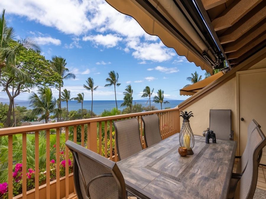 Upscale  Two Bedroom Vacation Rental in Wailea