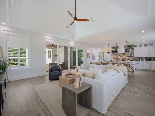Charming Four Bedroom Vacation Rental Holmes Beach