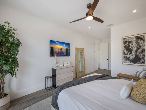 Charming Four Bedroom Vacation Rental Holmes Beach