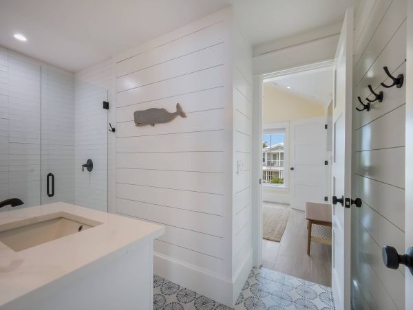 Charming Four Bedroom Vacation Rental Holmes Beach